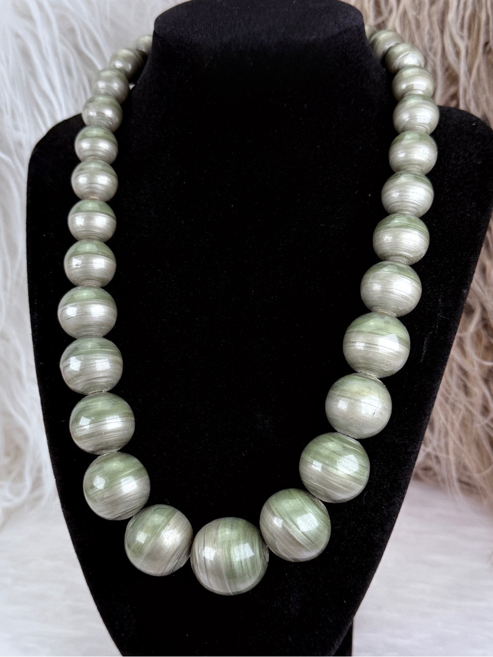 Vintage Green Marbled Bead Statement Necklace Chunky Lightweight Retro